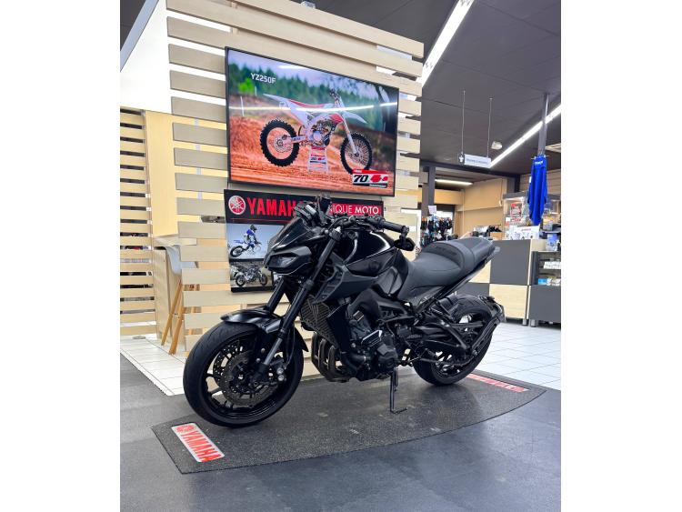 YAMAHA MT09 FULL OPTIONS GARANTIE 12 MOIS