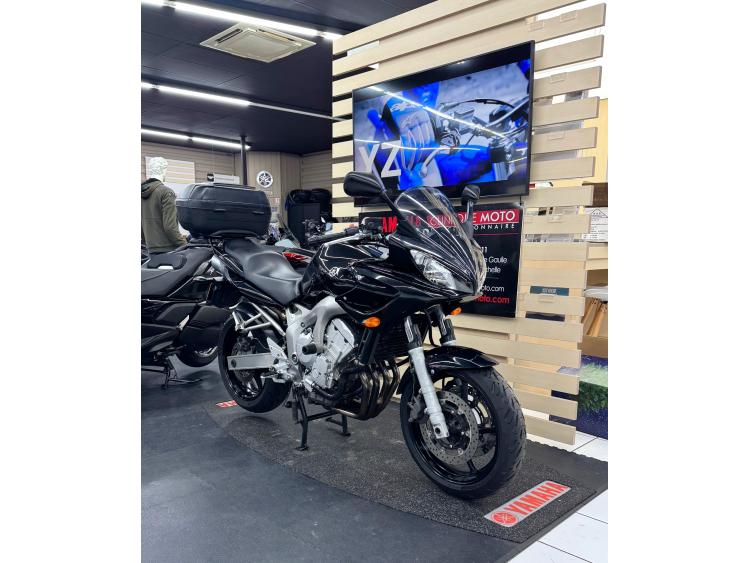 YAMAHA FZ6 S (98CV) 1ERE MAIN GARANTIE 12 MOIS